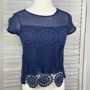 FOREVER 21 100% Cotton Crochet Tee Navy Blue-Small
